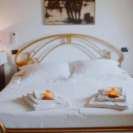 Casa Santa Lucia Frühstückspension Manerba del Garda